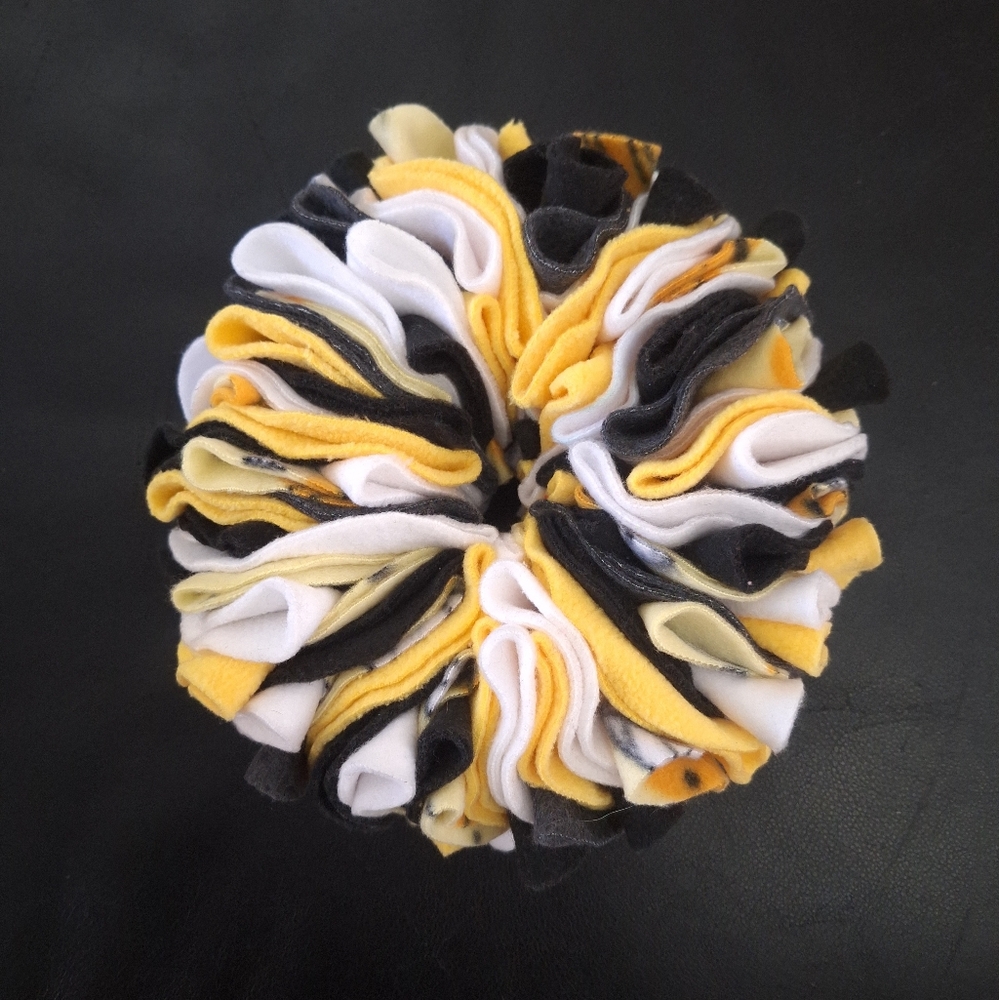 Snuffle Ring Treat Dispenser, Enrichment Dog Puzzle Toy